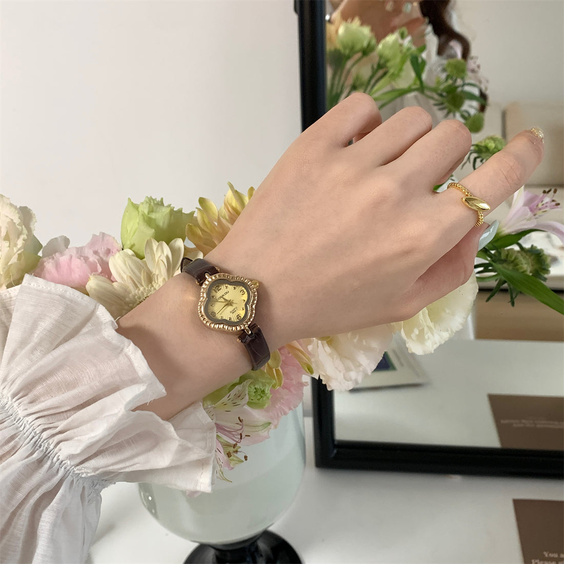 Faye Four-Leaf Clover Watch [8USXQ9AE]