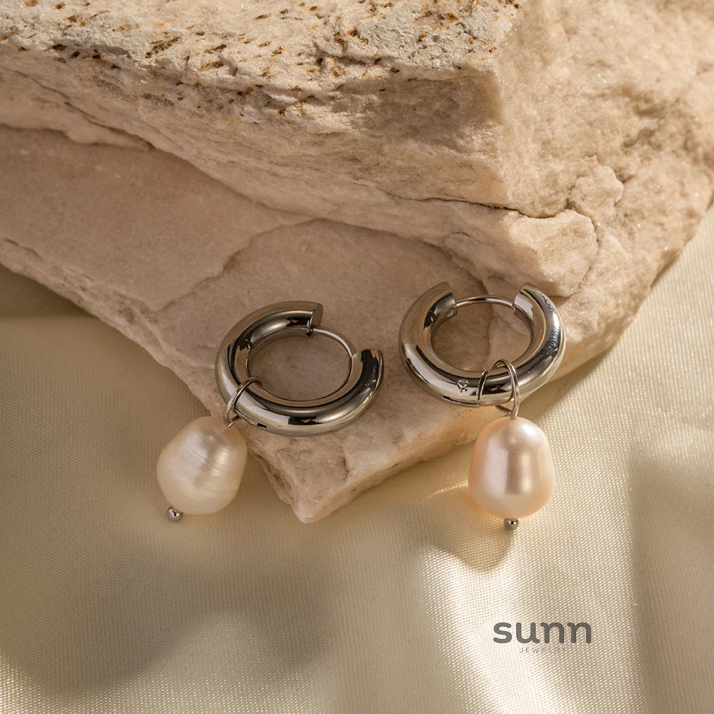 Fiona Pearl Hoop Earrings