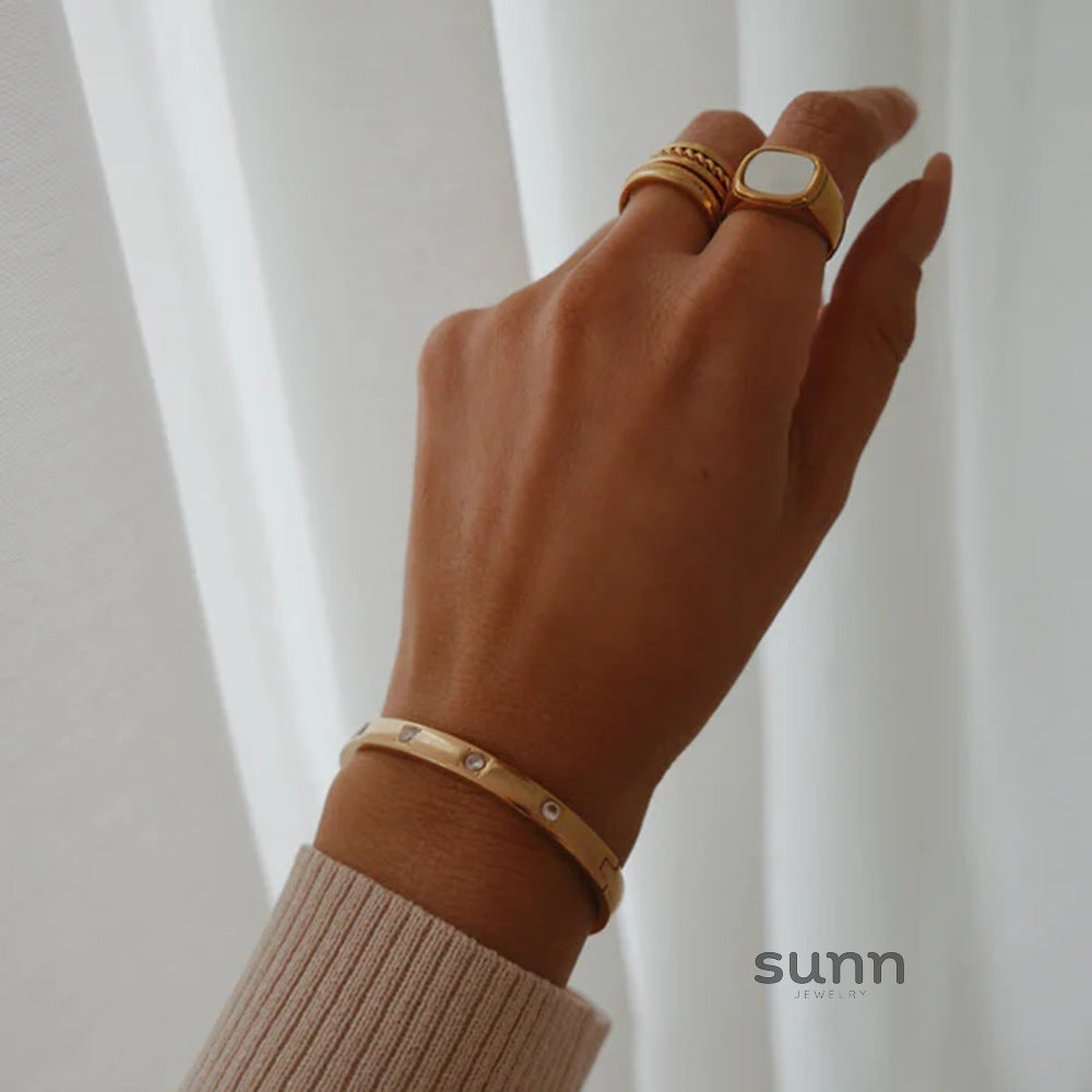 Flora Stackable Zircon Bracelet [90WPMS2D]