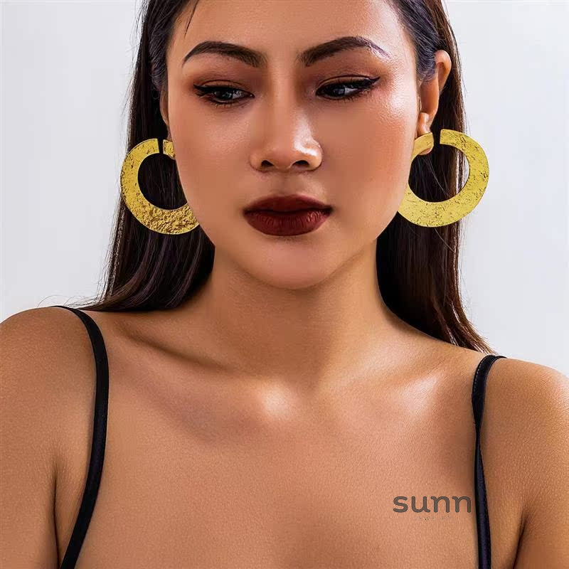 Fraidy Asymmetric Textured Earrings [5IWM2DPS]