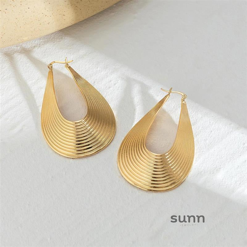 Fraidy Asymmetric Textured Earrings [W8STGWZ5]