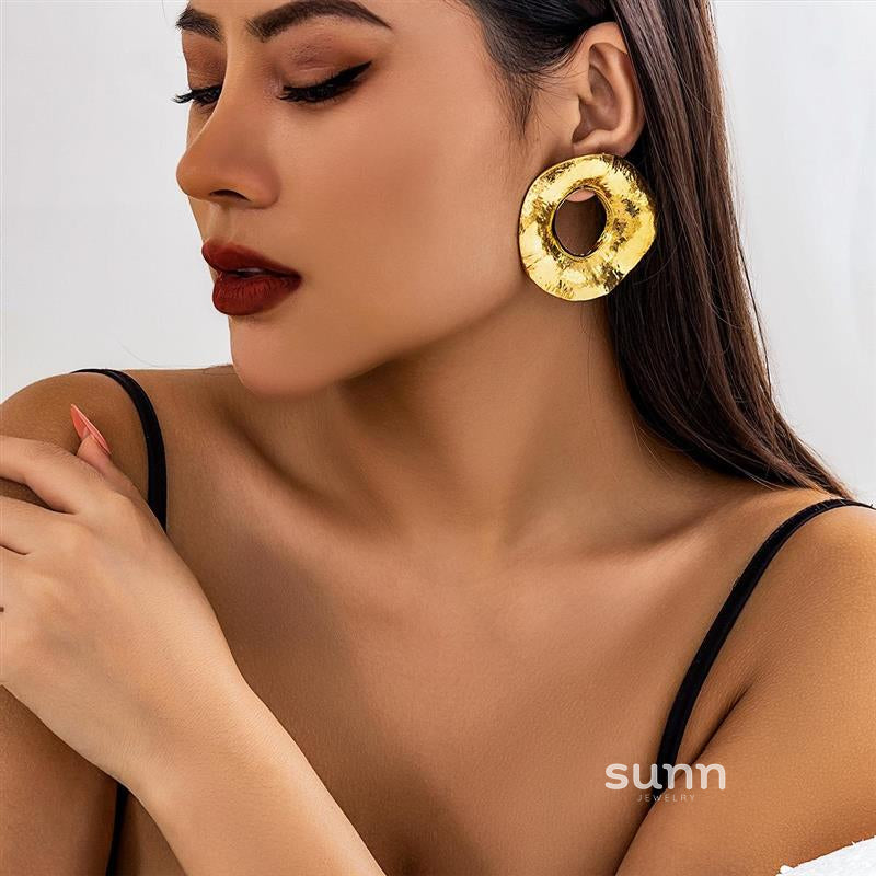 Fraidy Asymmetric Textured Earrings [SA46X091]