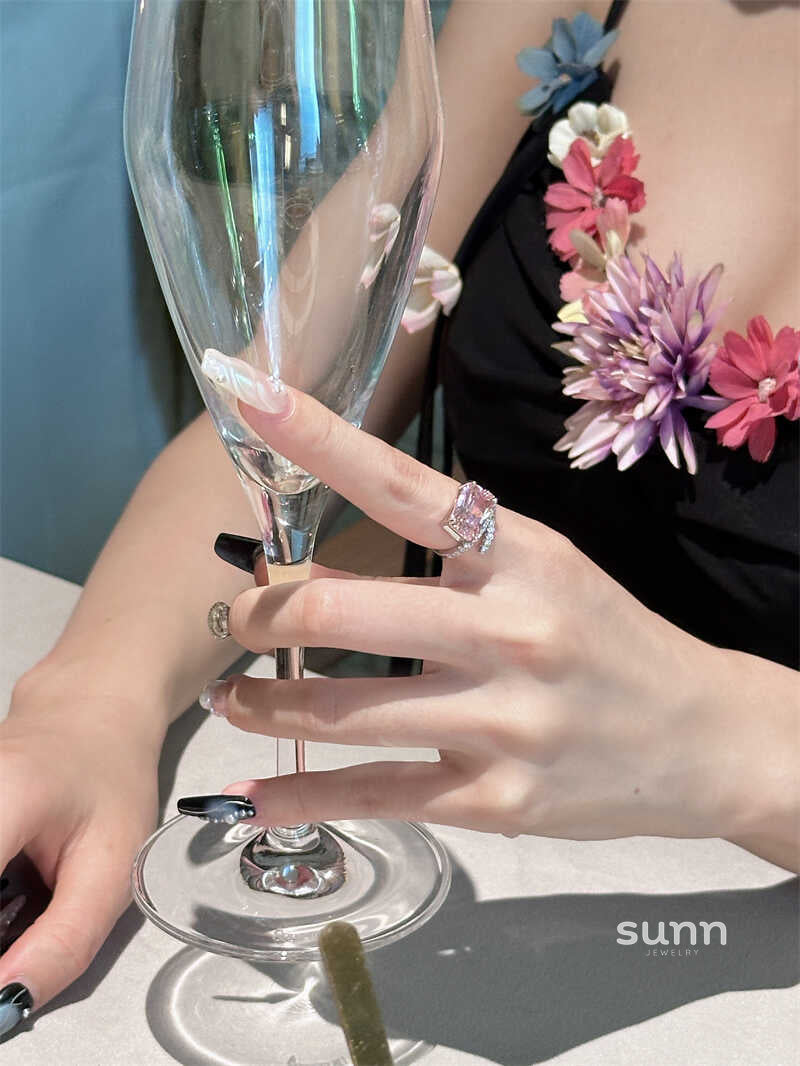 Frances Zircon Cherry Blossom Ring [OLMQVNVP]