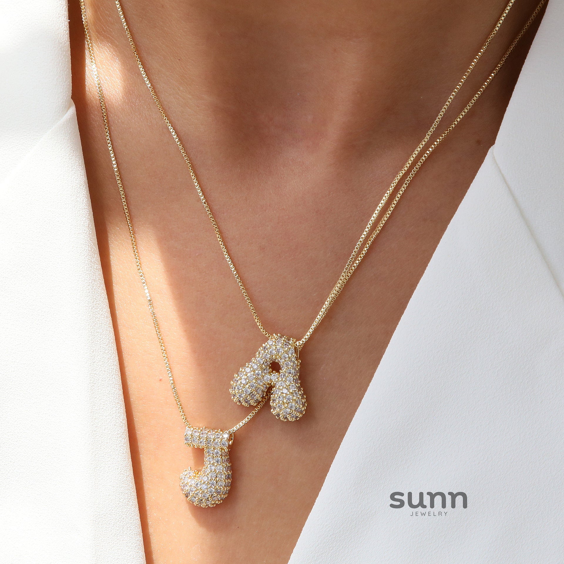 Francis Bubble Initial Necklace [XMFH9QWD]