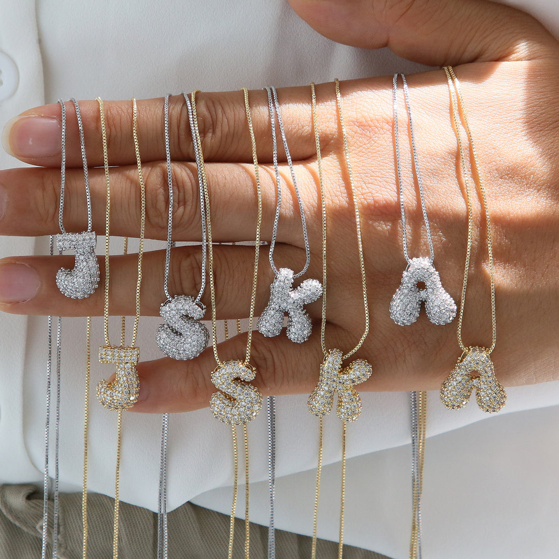 Francis Bubble Initial Necklace [M63ML1EI]