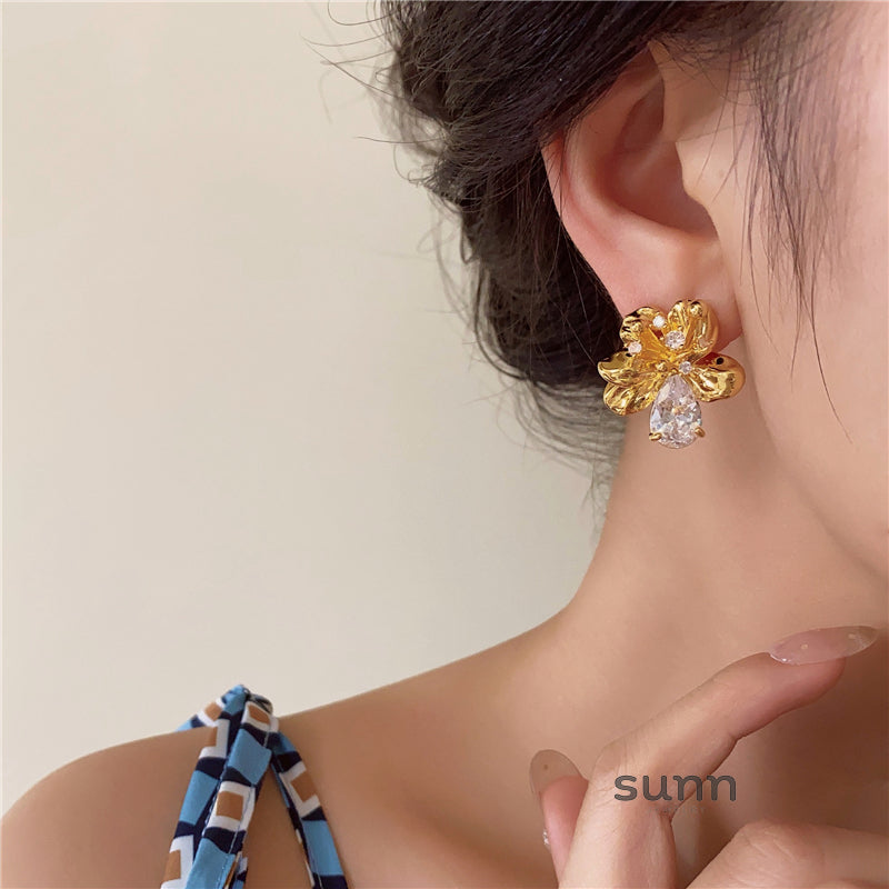 Franki Floral Crystal Earrings [5EXXJHCZ]