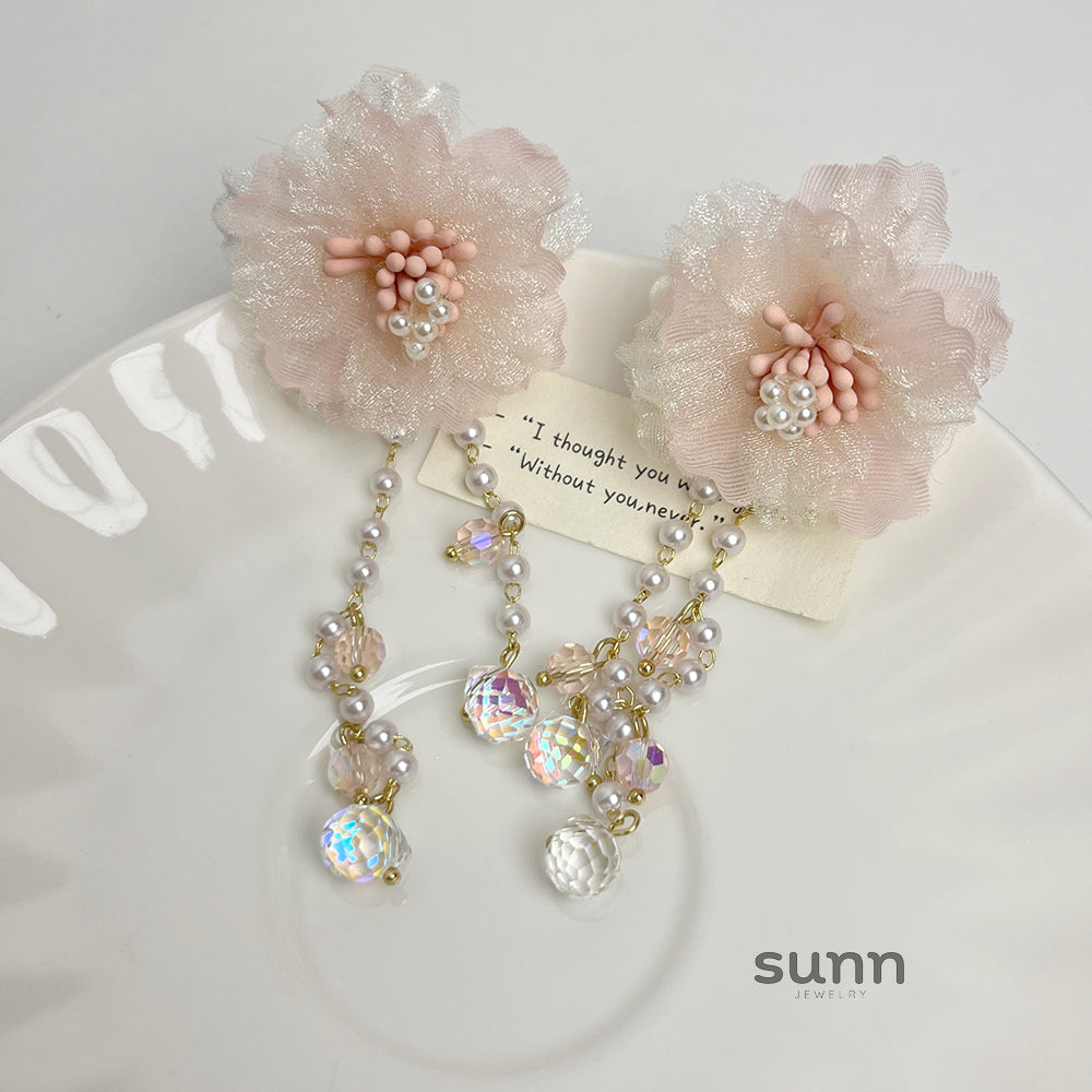 Freyja Crystal Mesh Pearl Necklace Set [R3F6IECD]