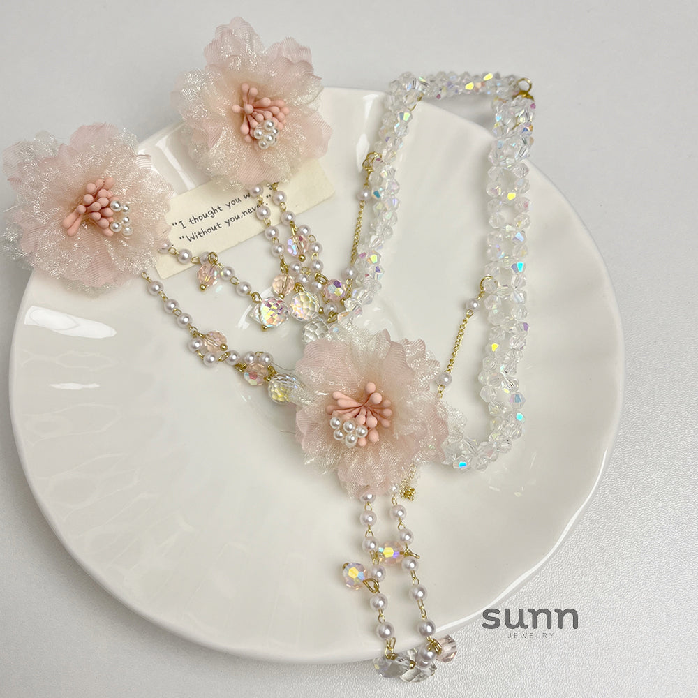 Freyja Crystal Mesh Pearl Necklace Set [0BGLV7MV]