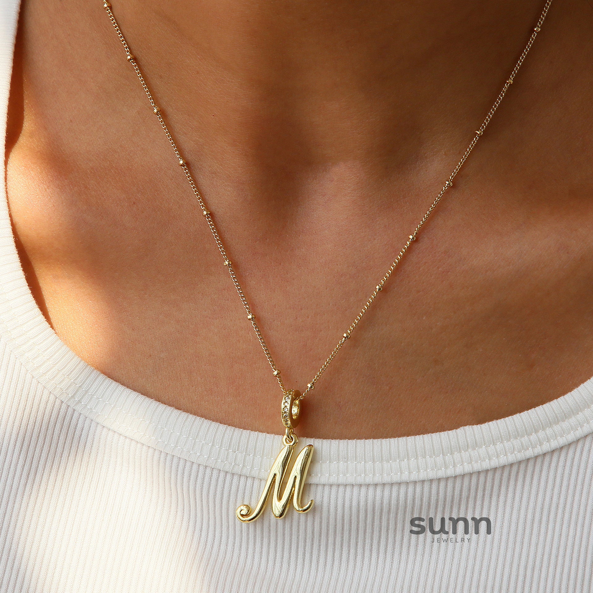 Frida Gold Cursive Initial Necklace [OX59UBLN]