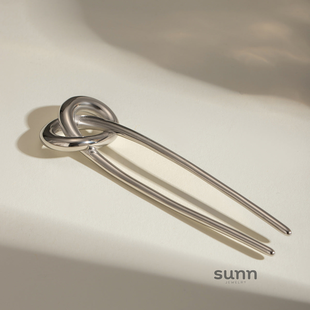 Frida Sleek Hairpin [3G8TM4DR]