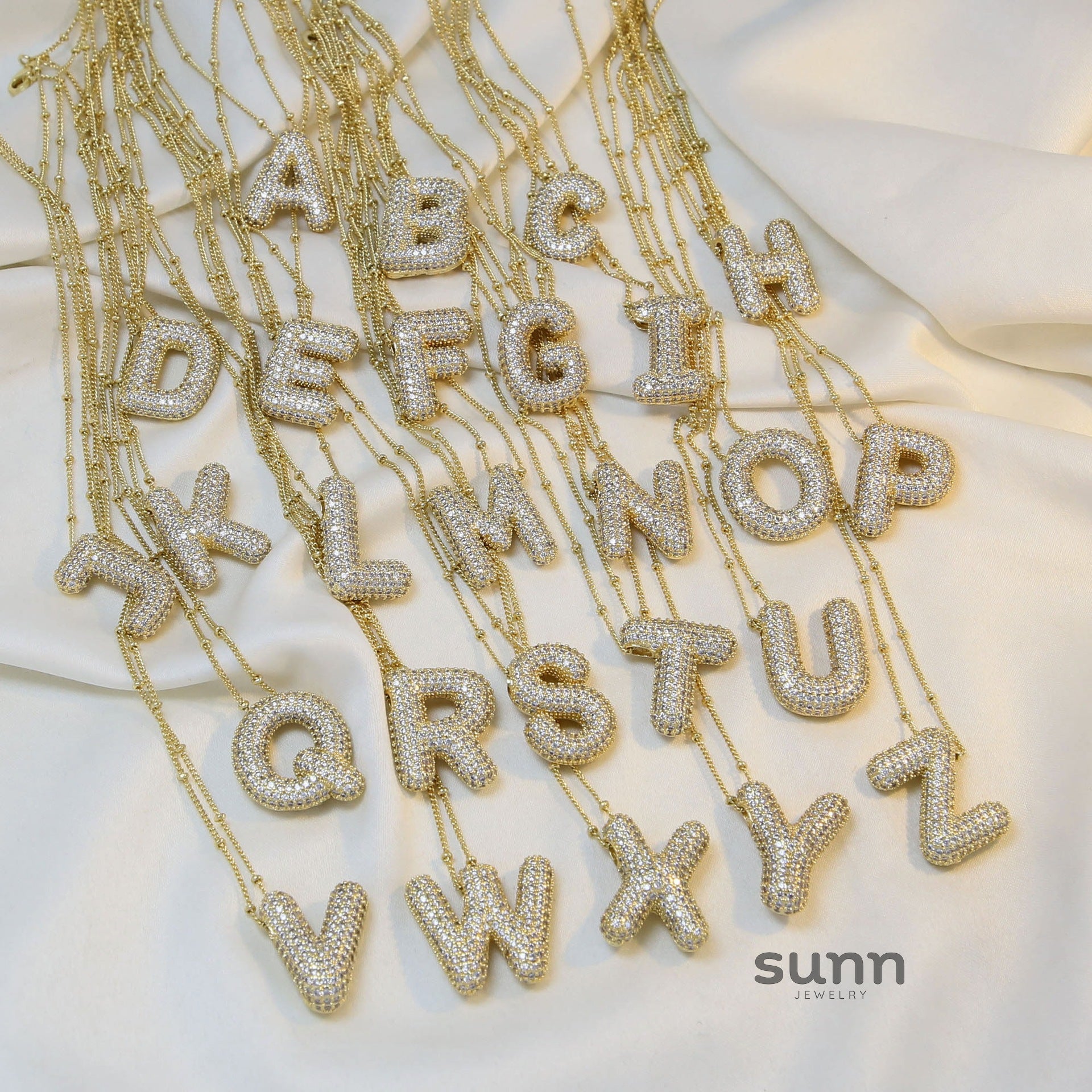 Fynlee Bubble Initial Necklace [GMJMHD3U]