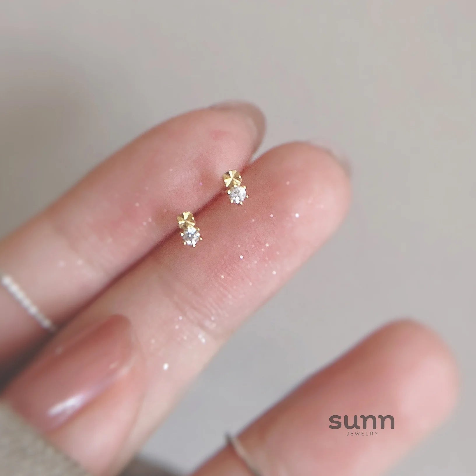 Fynlee Dainty Star Studs