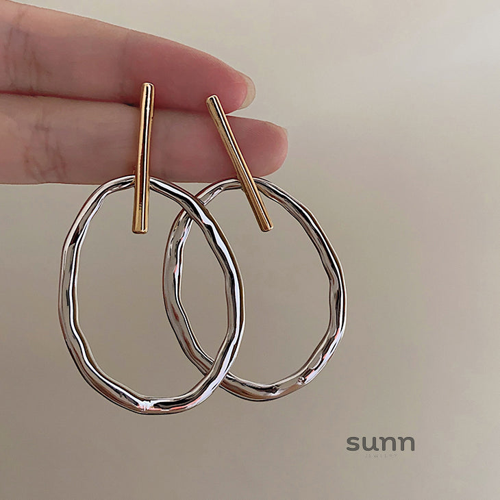 Galileah Two-Tone Oval Earrings [LRLRVB6B]