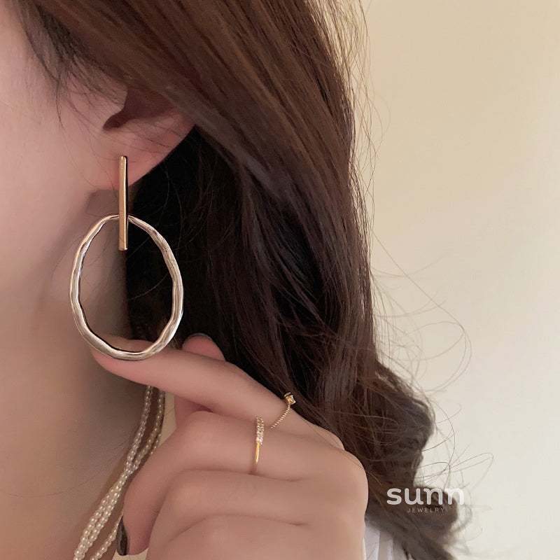Galileah Two-Tone Oval Earrings [LTVL90MZ]