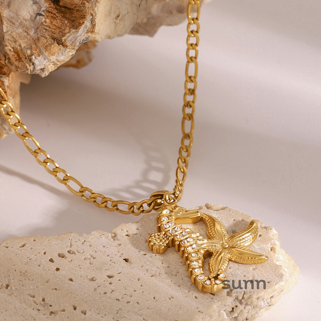Galilee Seahorse Necklace Earrings [7JSH7VQP]
