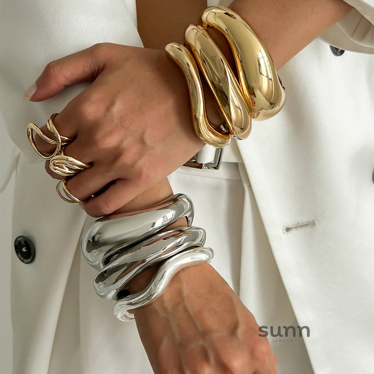 Genevieve Sculptural Metal Jewelry [4T4L4QMC]