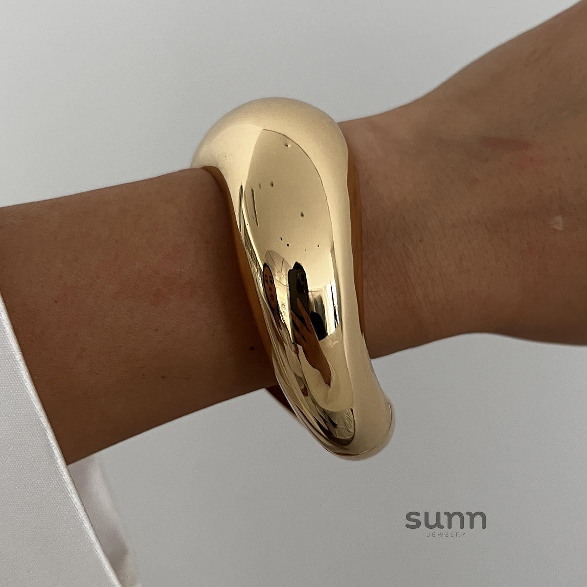 Genevieve Sculptural Metal Jewelry [RZHCOO10]