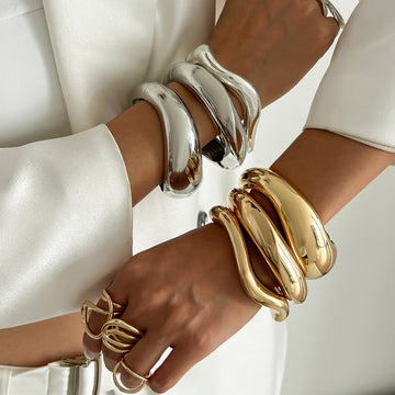 Genevieve Sculptural Metal Jewelry [RLWJ9SJL]