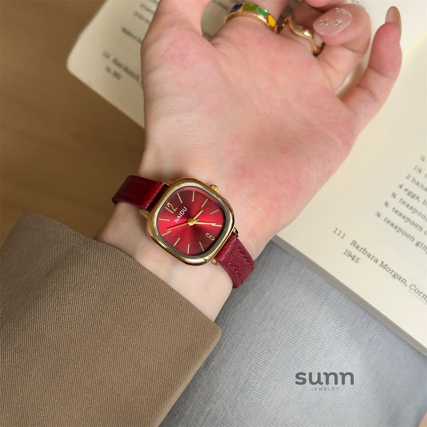 Gentry Vintage Square Watch [N26GP8LP]