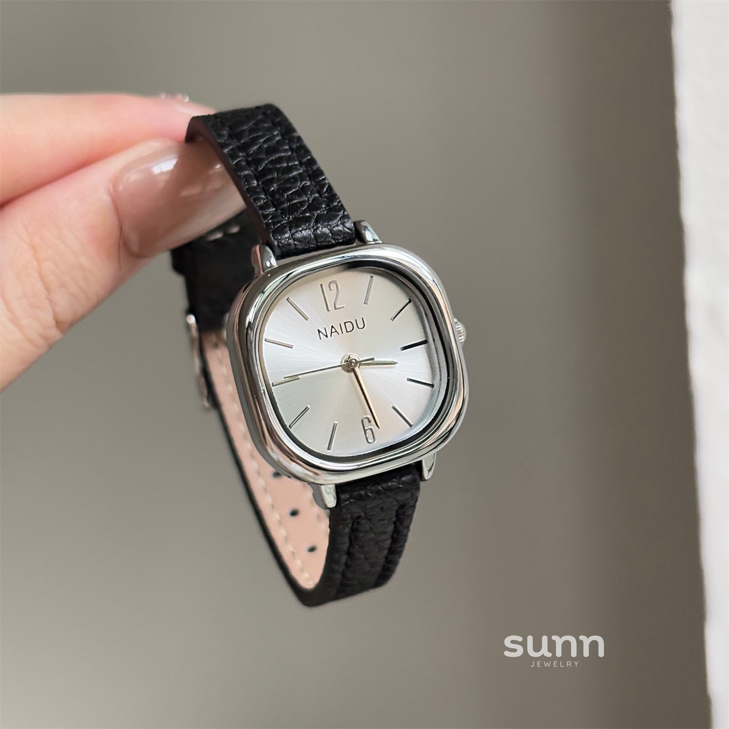 Gentry Vintage Square Watch [TT3SM6DY]