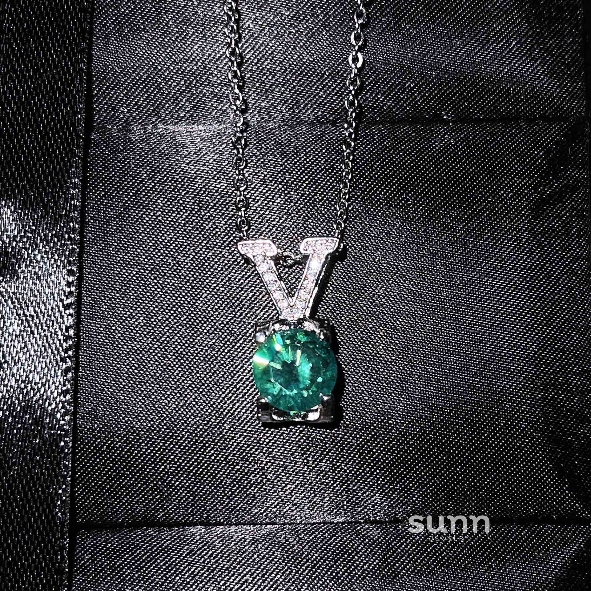 Gertrude Simulated Diamond Heart Necklace [KCFDB64B]