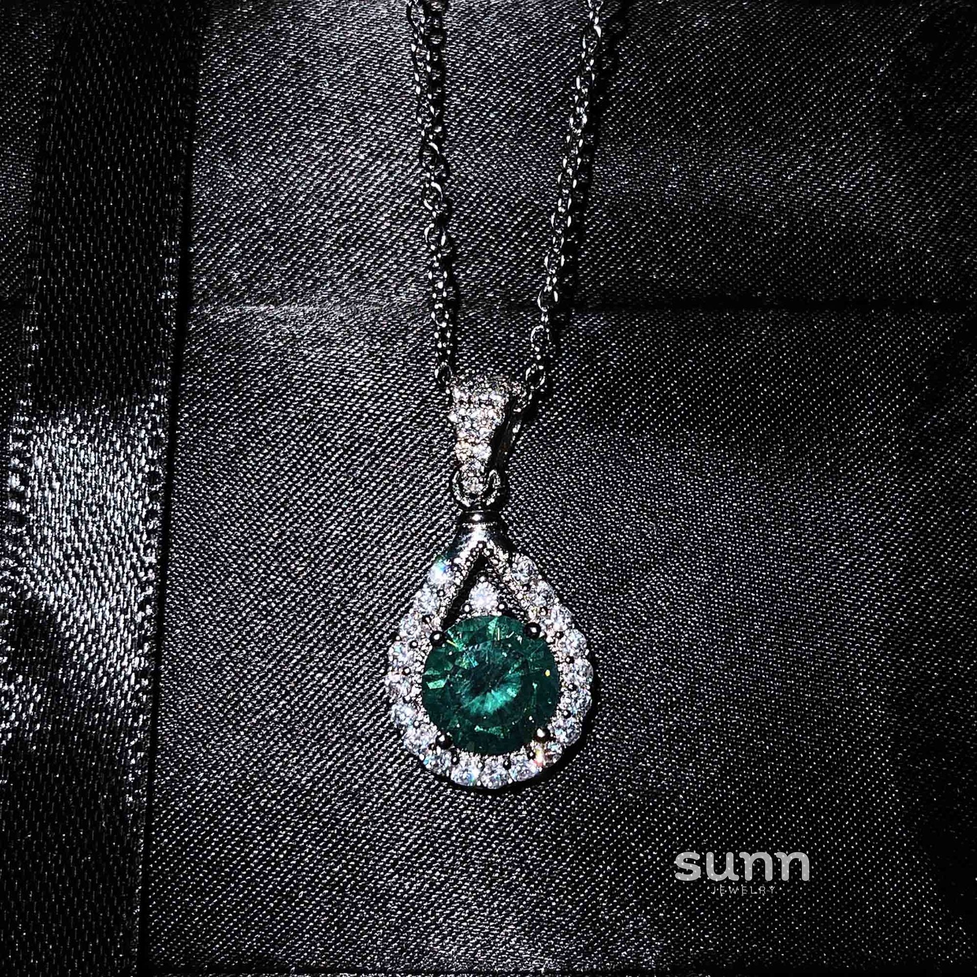 Gertrude Simulated Diamond Heart Necklace [292QBA5F]