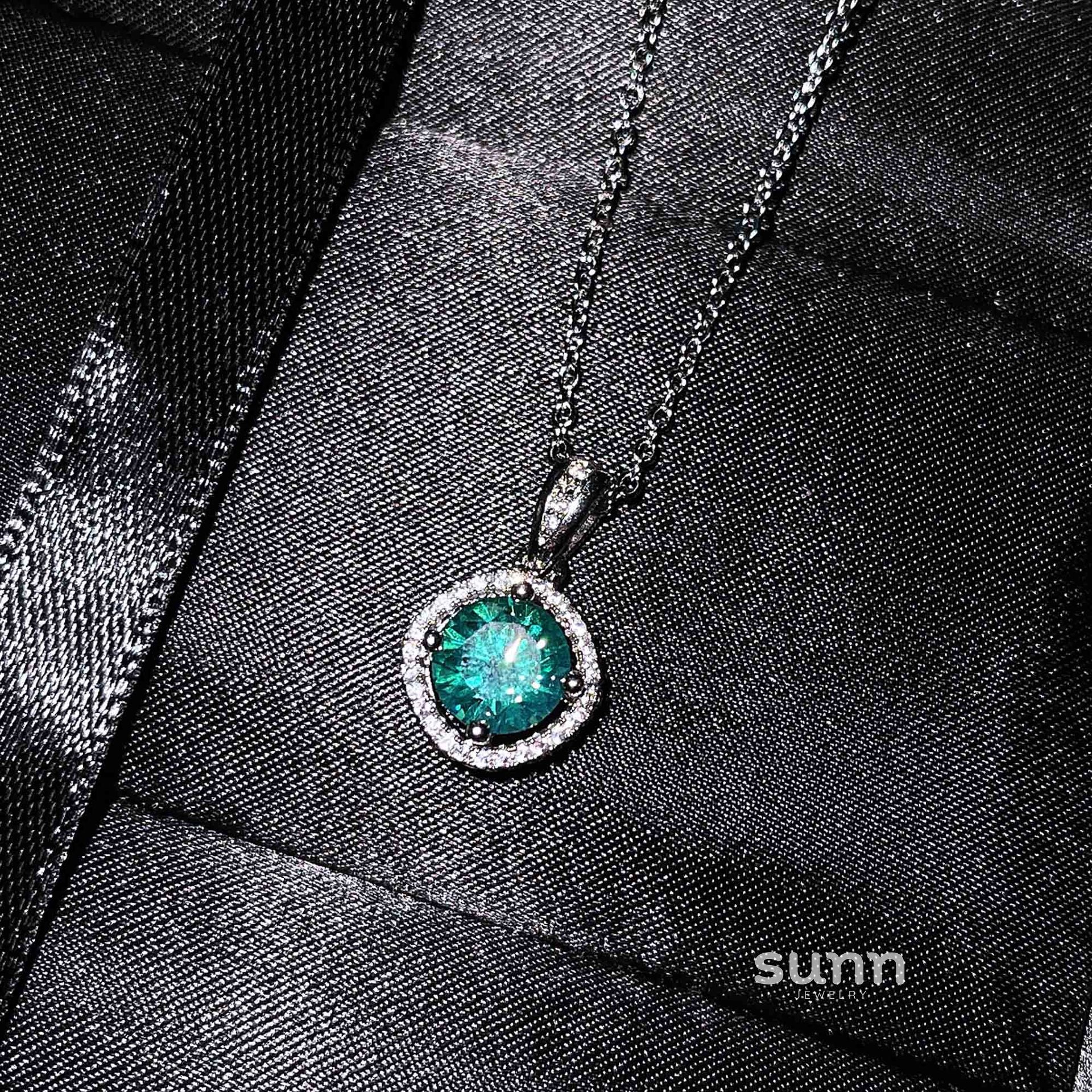 Gertrude Simulated Diamond Heart Necklace [05QLDLDY]