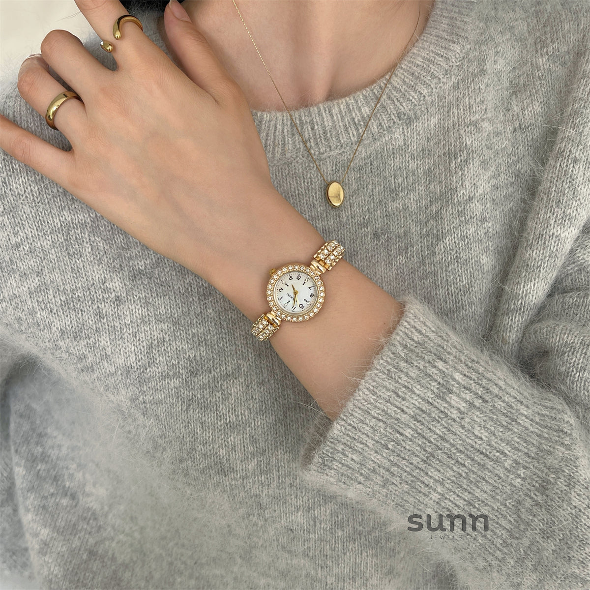 Gianni Starry Bracelet Watch [D9WX7W6M]