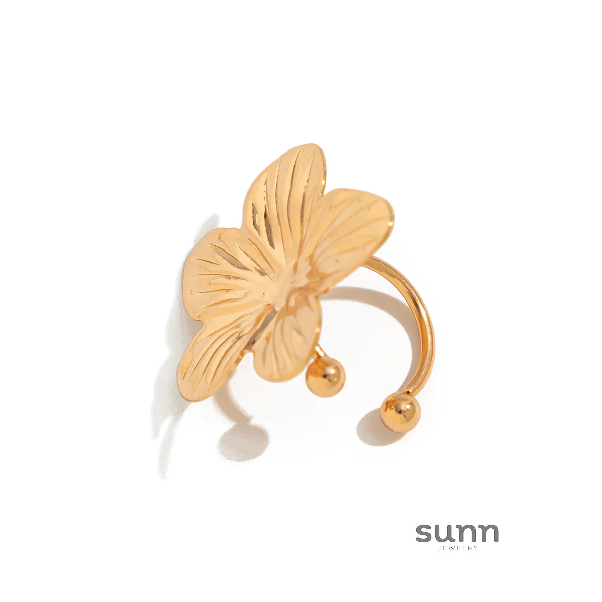 Giavana Floral Chain Ear Cuff