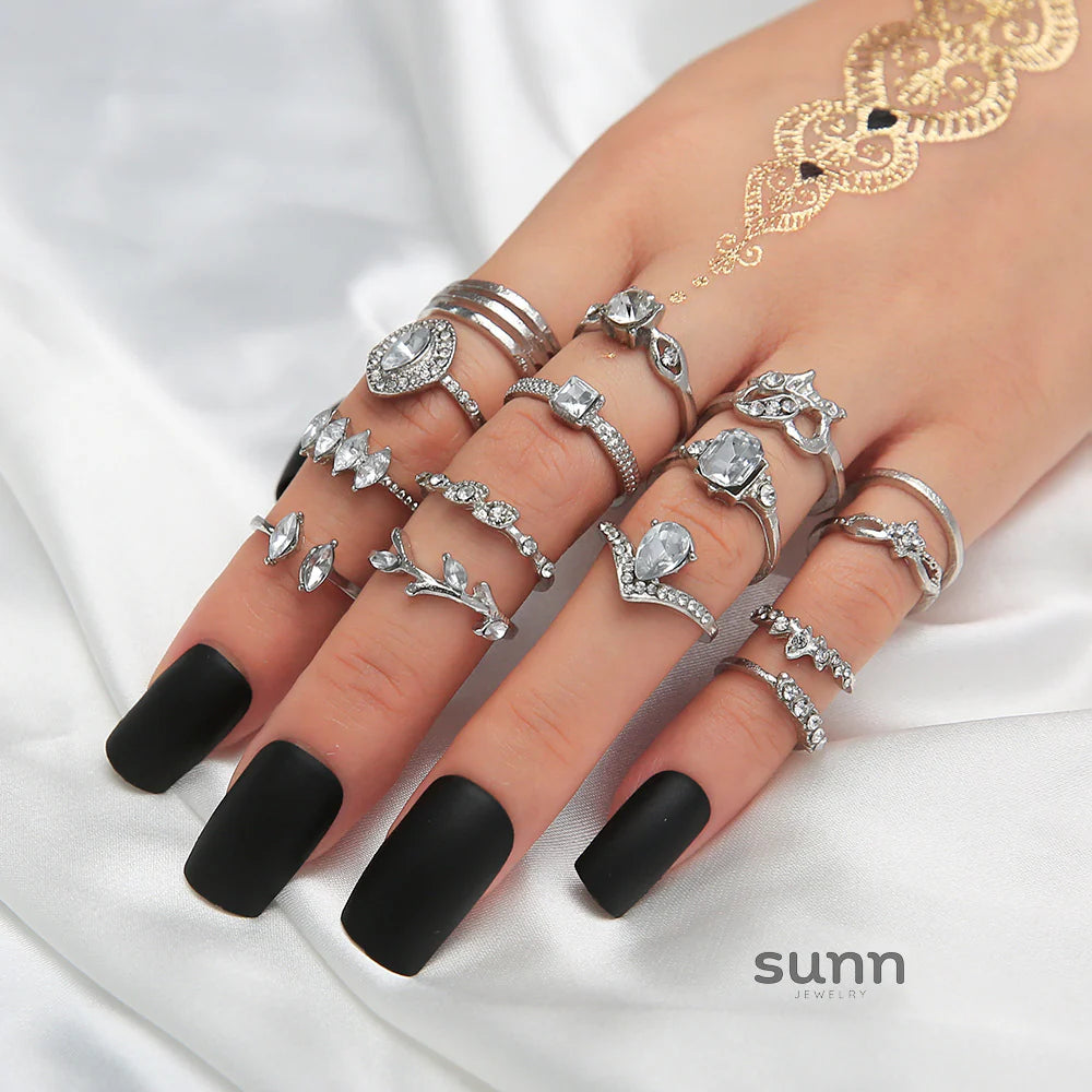 Ginny Crystal Heart Ring Set