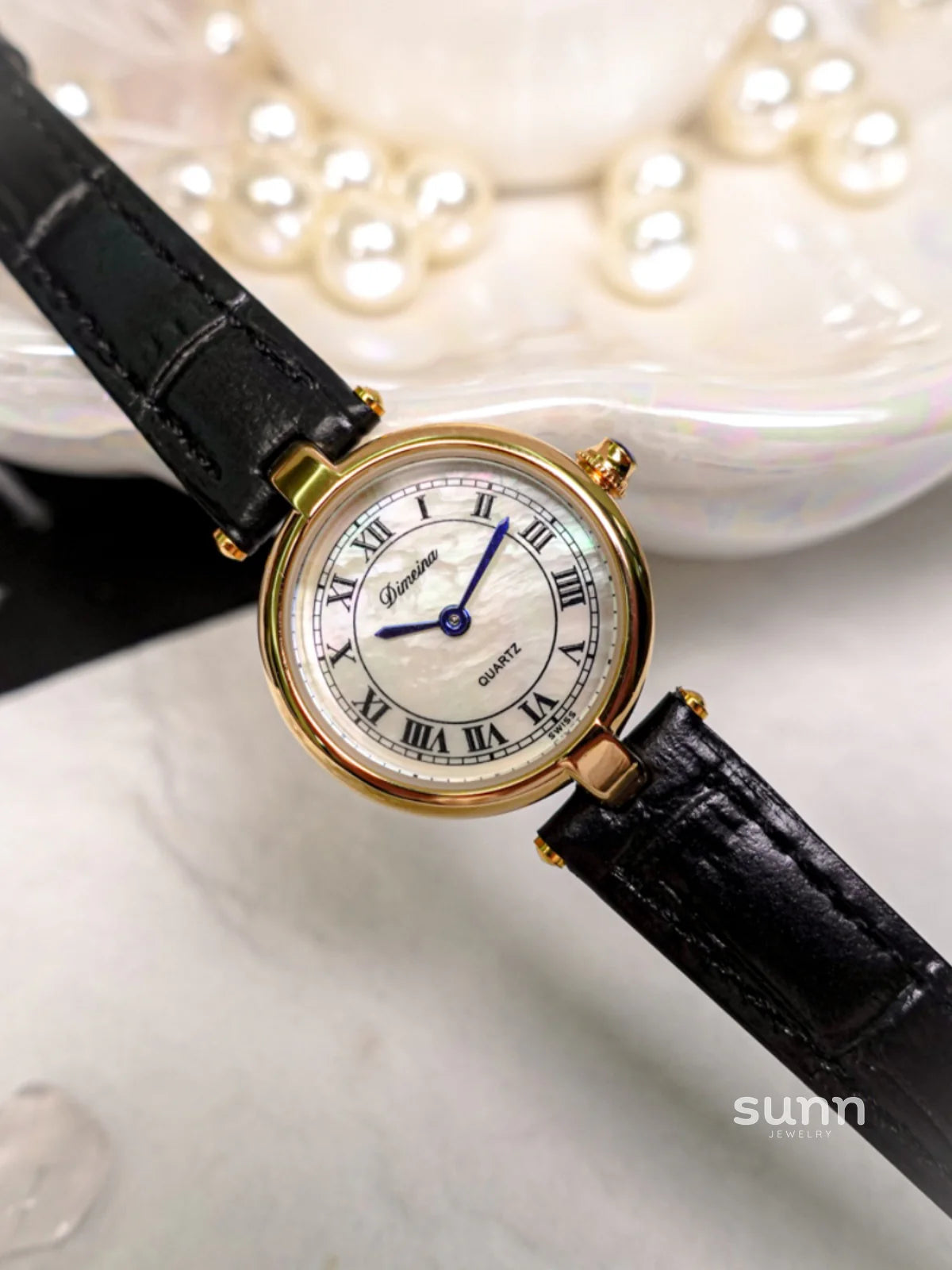 Gionna Vintage Square Watch