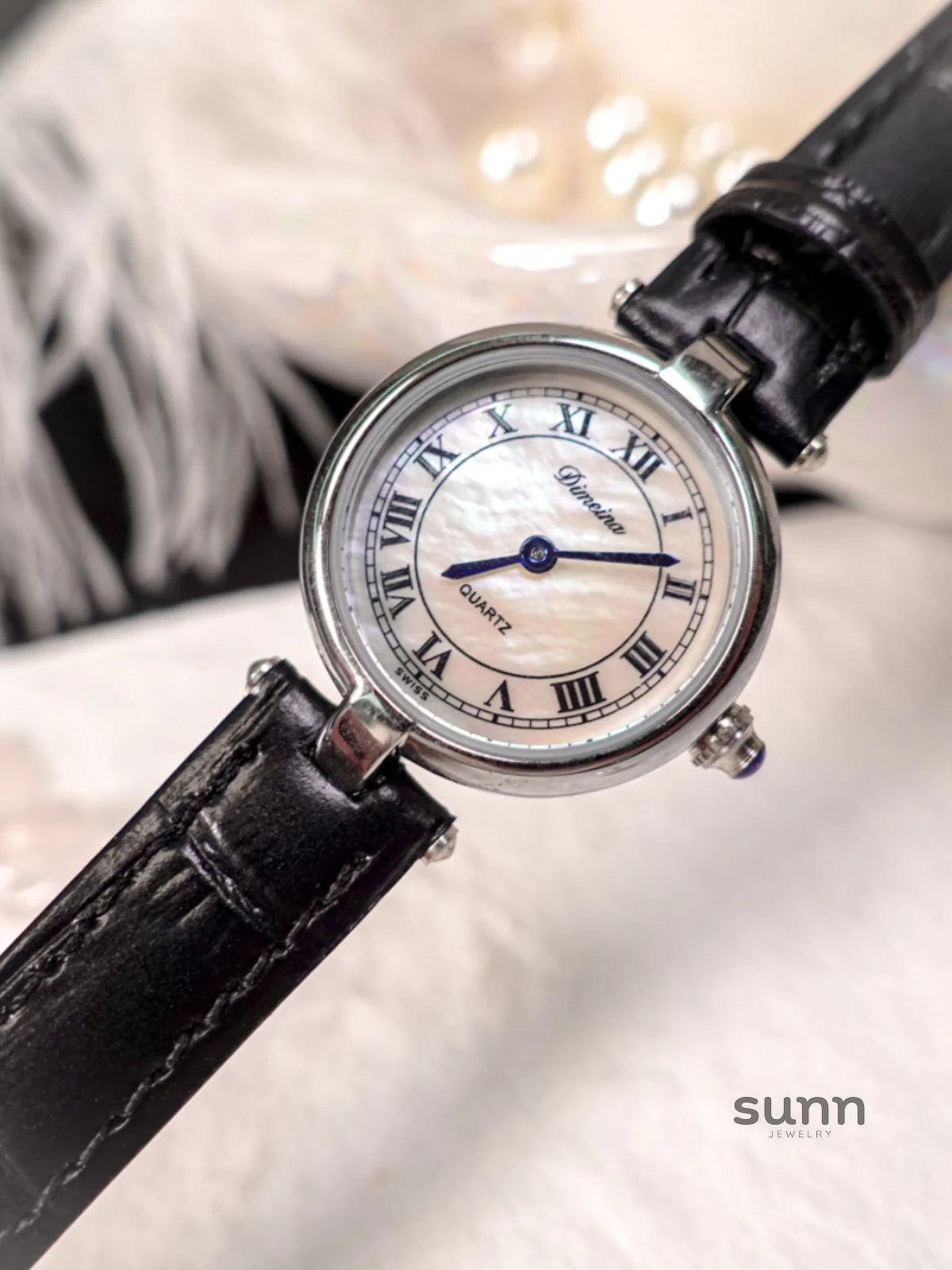 Gionna Vintage Square Watch