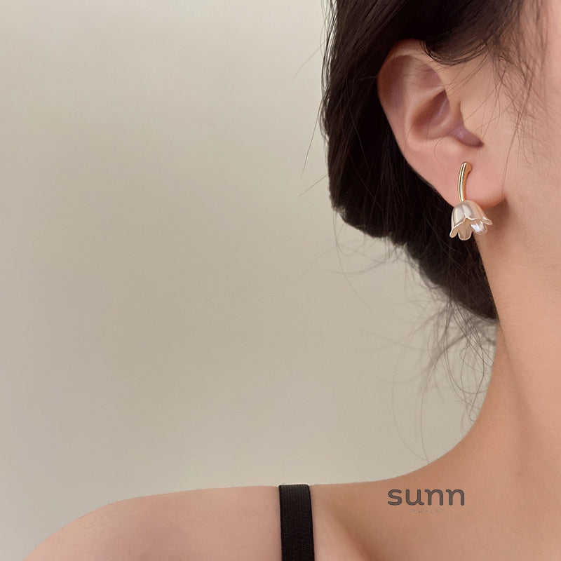 Gisella Tulip Drop Earrings [0HVX70O5]
