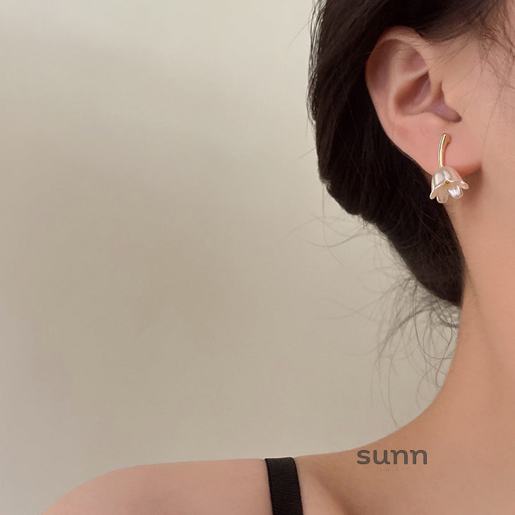 Gisella Tulip Drop Earrings [XG4G4C46]