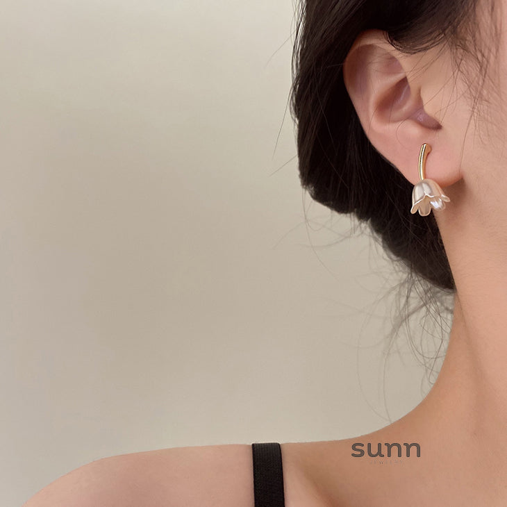 Gisella Tulip Drop Earrings [VIB4GP2M]