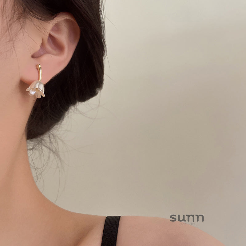 Gisella Tulip Drop Earrings [VFZBNRQD]