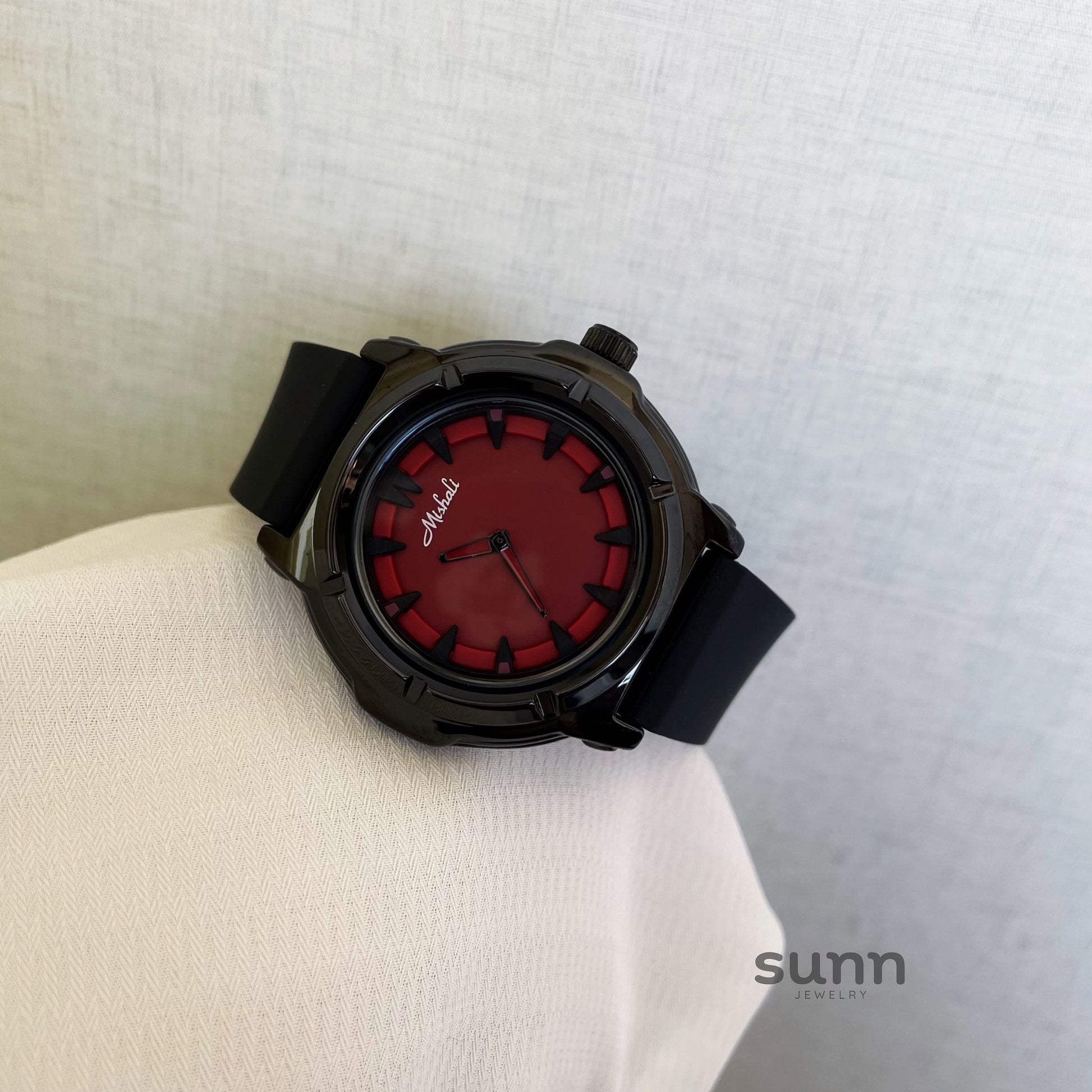 Giselle Bold Contrast Watch [T64WR02W]
