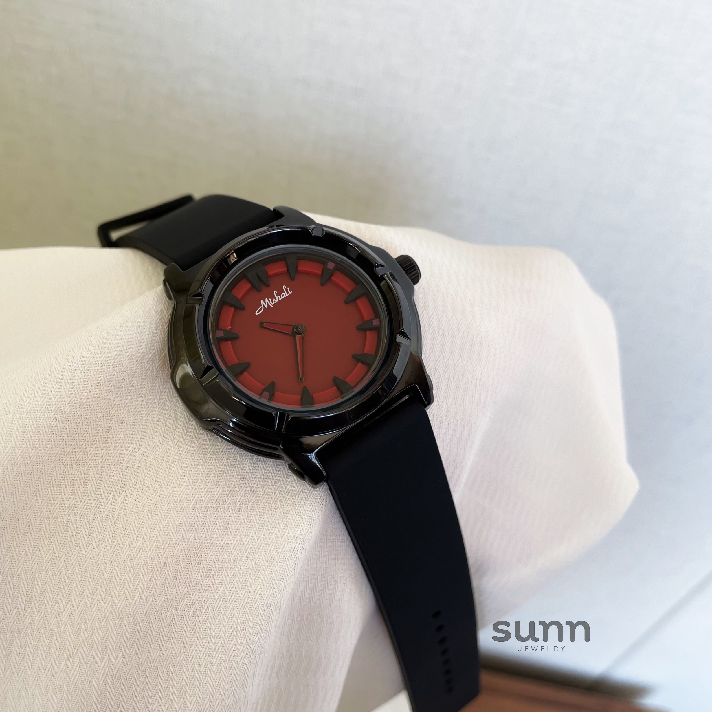 Giselle Bold Contrast Watch [OOP5DR3N]
