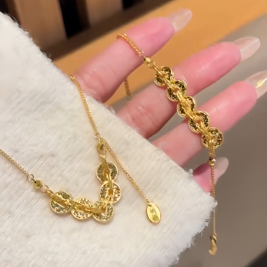 Gissel Sand Gold Coin Set [8GIL4UZV]