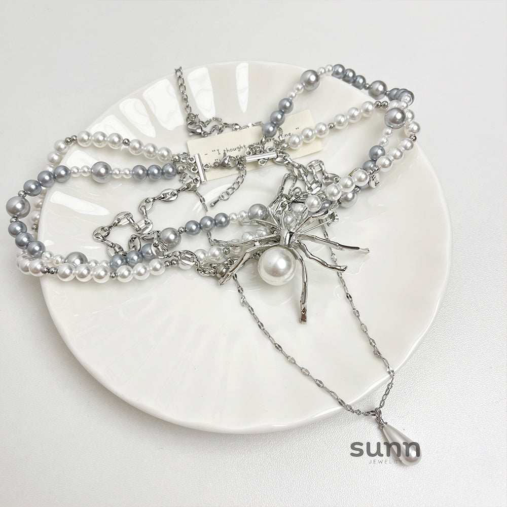 Gladys Layered Pearl Choker [R5BCKXQH]