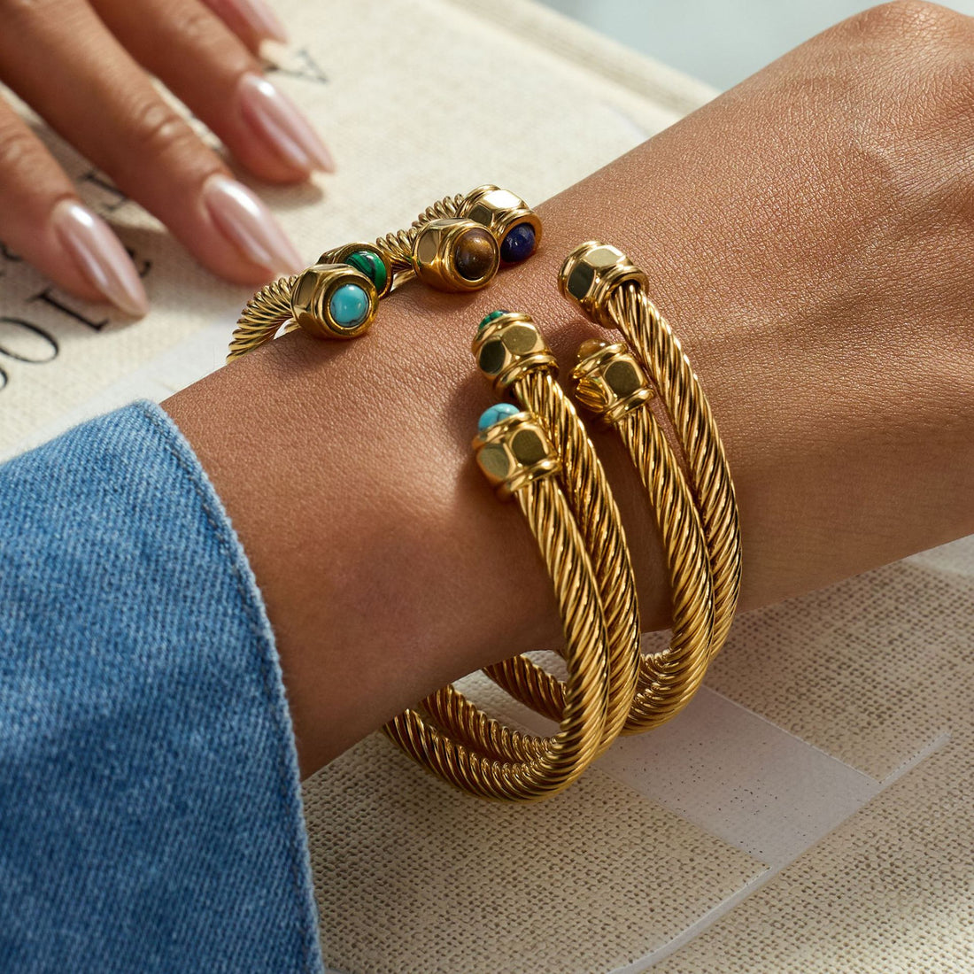 Glenda Natural Stone Open Bangle [H9RTVO8X]