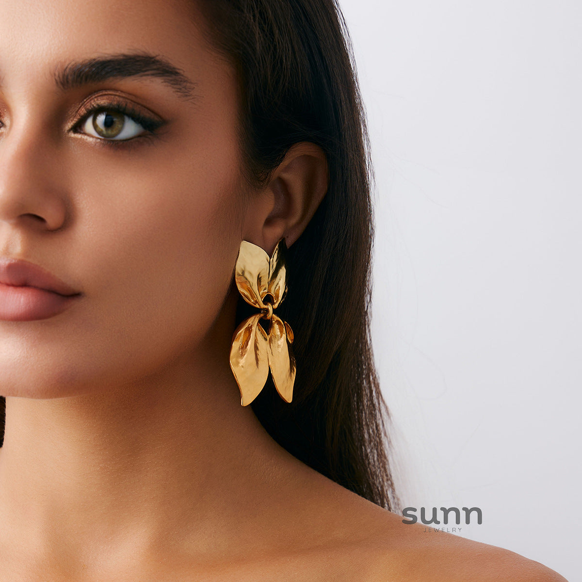 Gloria Geometric Drop Earrings [PCDR10R4]