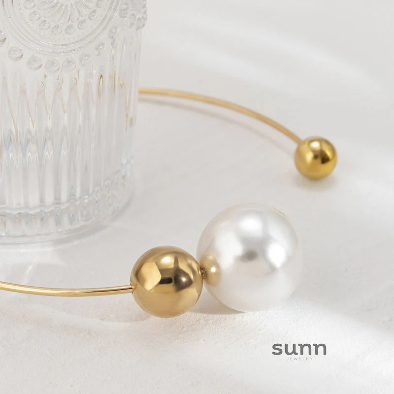 Gloria Pearl Choker Necklace