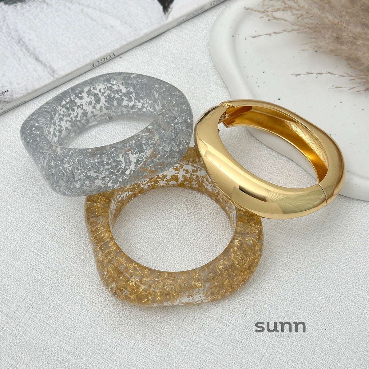 Glorianna Irregular Glitter Cuff Bracelet [V5LD4RER]