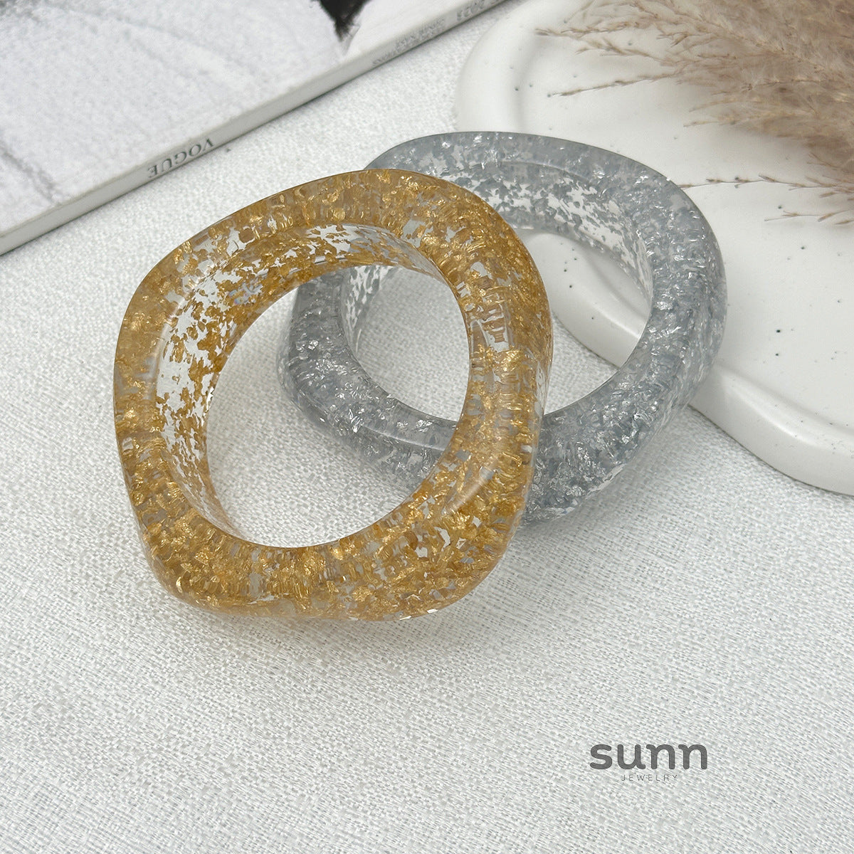 Glorianna Irregular Glitter Cuff Bracelet [Q1NINTV9]