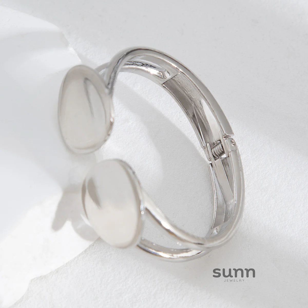 Glory Modern Geometric Bangle
