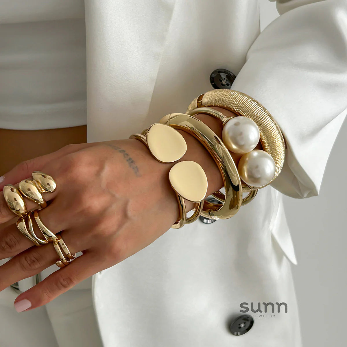 Glory Modern Geometric Bangle