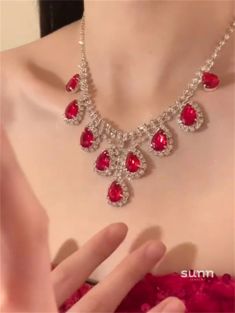 Gracen Red Crystal Heart Set