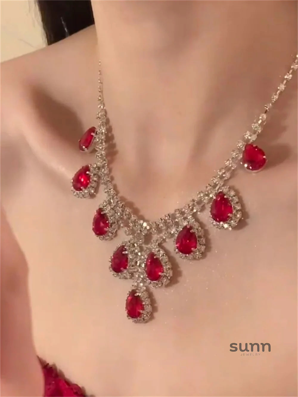 Gracen Red Crystal Heart Set