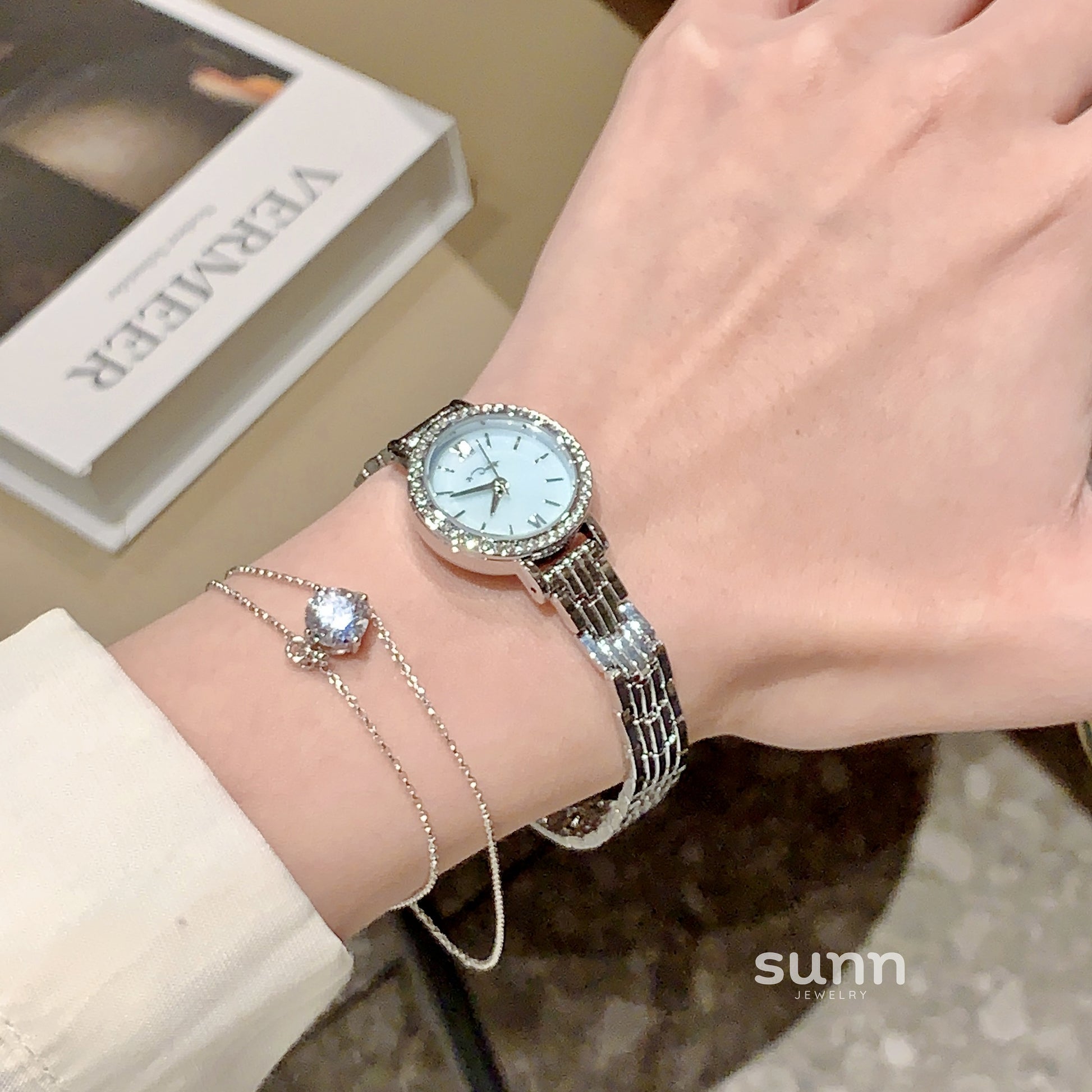 Graciella Mother-Of-Pearl Bracelet Watch [LYCFI9CI]